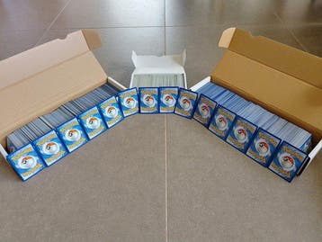Pokémon - 2500 Bulk kaarten - Pokémon Holo, Reverse holo, Nieuw