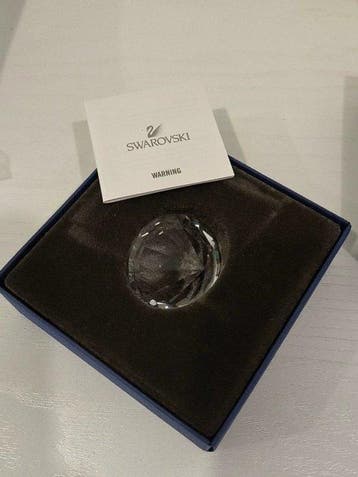 Swarovski - Beeldje - Swarovski faceted crystal diamond