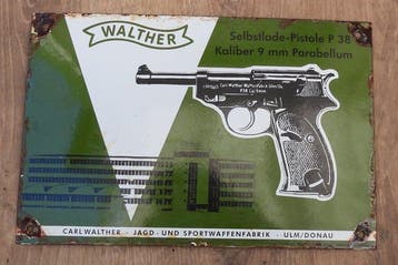 Emaillebord Walther Zelflaadpistool P38 Kaliber 9mm
