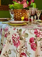 Exclusieve tafelloper met een patroon van Engelse rozen voor