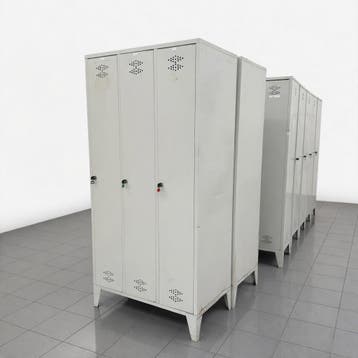 3-deurs metalen locker - 180x90x50 | met schade, Ophalen of Verzenden, Nieuw