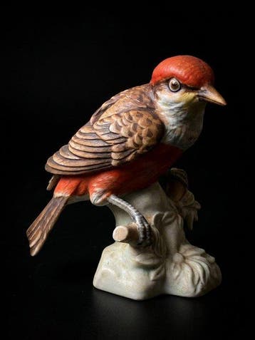 Vista Alegre - sculptuur, Pássaro Pintado à Mão - 10 cm -
