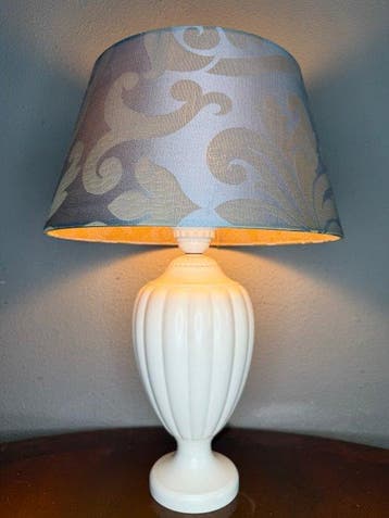 Wedgwood - Tafellamp - Keramiek, Textiel - Wedgwood 45 cm!, Nieuw