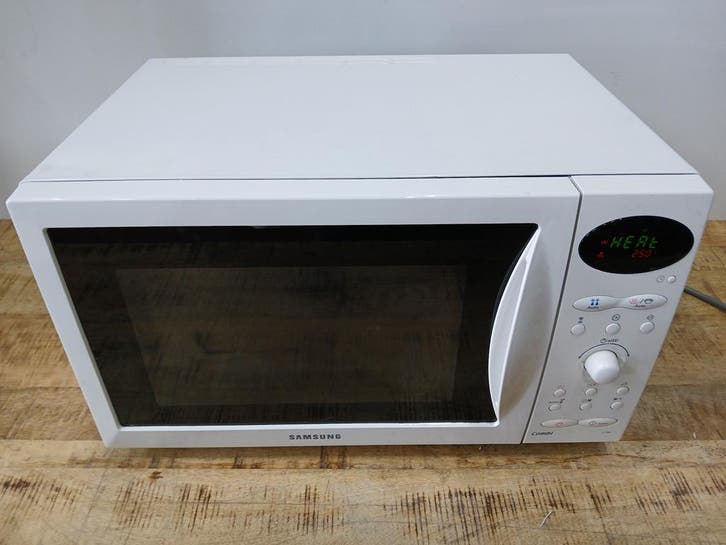 Samsung C100 combimagnetron, wit, BxDxH 52 x 52 x 31 cm, Zakelijke goederen, Horeca | Meubilair en Inrichting, Ophalen