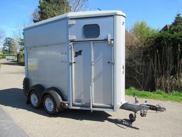 Ifor Williams paardentrailer HB403 met zadelkamer occassion, Ophalen, Gebruikt, Aluminium, 1½-paards trailer