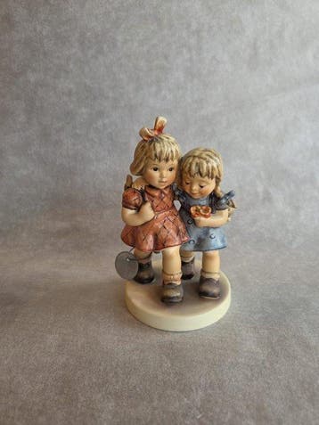 Goebel - M.I. Hummel - Figuur - Schulfreundinnen - TMK8 -