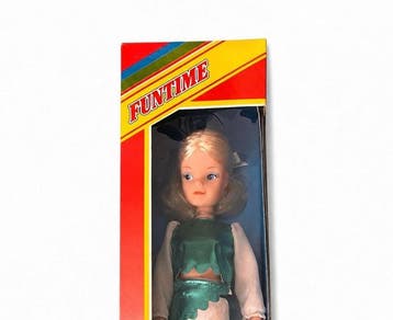 Pedigree - Pop Sindy Funtime 42040 - Green Outfit -