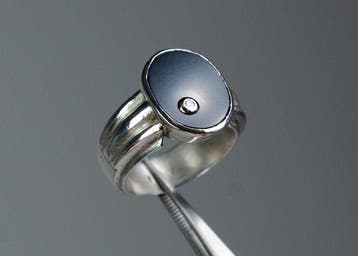 - 925 zilver/ 585 goud - onyx en diamant - zegelring - Ring