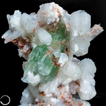 Zeldzame natuurlijke groene apophylliet-kristalcluster met