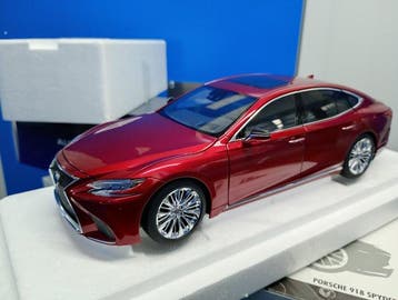 Autoart 1:18 - Model sportwagen - Lexus LS500h, Nieuw