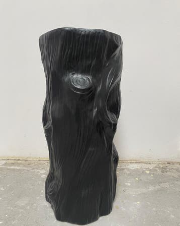 Polspotten Tree Trunk Bijzettafel Zwart - Ongebruikt, Huis en Inrichting, Tafels | Bijzettafels, Overige materialen, Ophalen of Verzenden