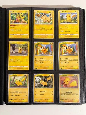 Pokémon - 200 Card - Pikachu - 9 different series, Nieuw