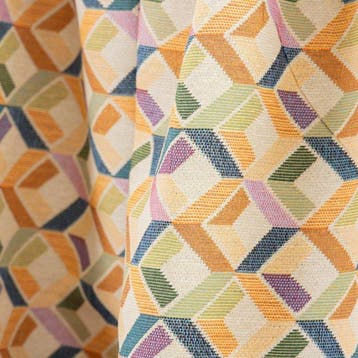 BA016 - Gobelinstof met geometrisch diamantenmotief -