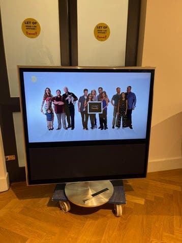Bang & Olufsen - Flatscreen-tv (3) - Beovision 14-40 + MFS, Nieuw