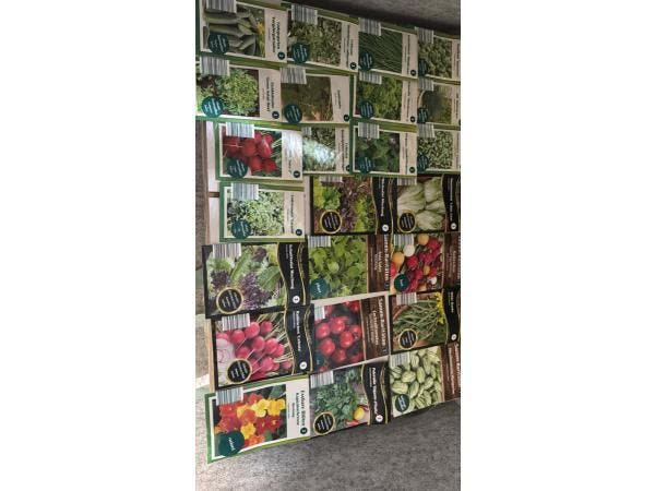 Veiling - Kruiden en sla zaden mix salade uit eigen tuin, Tuin en Terras, Planten | Tuinplanten