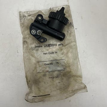 Ducati moto guzzi Brembo rear brake pump with level senso..., Motoren, Ophalen of Verzenden, Gebruikt