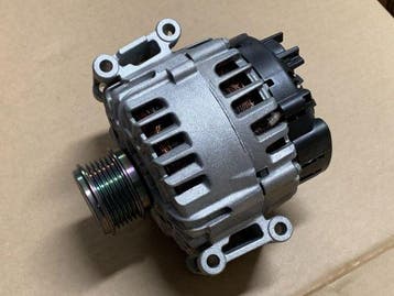 VAG Dynamo Golf Polo a3 06J903023K, Auto-onderdelen, Motor en Toebehoren, Nieuw