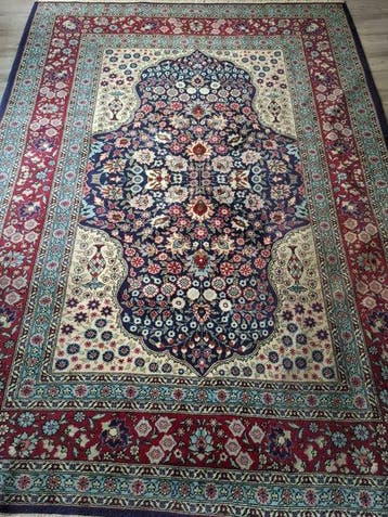 Hereke - Tapijt - 210 cm - 140 cm, Nieuw