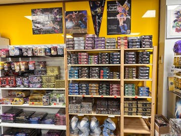 Yu-Gi-Wang uw Yu-Gi-Oh store., Ophalen, Zo goed als nieuw, Meerdere kaarten, Foil