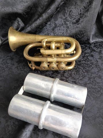 tro - - Muziekinstrumenten - Brazilië - 1960 (Zonder, Nieuw