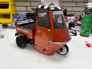 Usukani 1:8 - Modelauto - Custom Usukani RC Drift Trike /, Nieuw
