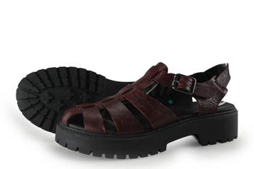 Timberland Sandalen in maat 40 Rood, Kleding | Dames, Verzenden, Sandalen of Muiltjes, Zo goed als nieuw, Timberland
