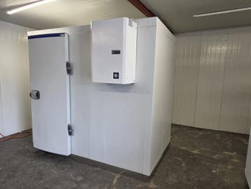 Koelcel 230 x 140 x 210 cm stekker klaar, Nieuw in verpakking, Koelen en Vriezen