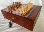 Schaakspel - Antiguo - met een bevochtigingsapparaat en, Antiek en Kunst