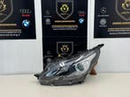Peugeot 2008 1.2 THP bj.2018 koplamp links art.9814749080, Gebruikt, Peugeot