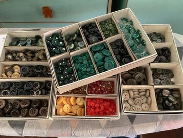 Naaiset (1500) Vintage - Vintage knopen