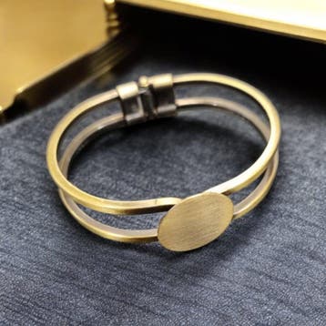 Messing cuff armband 44 x 61,7 x 13 mm rond plaatje 20mm..., Ophalen of Verzenden, Nieuw, Overige typen