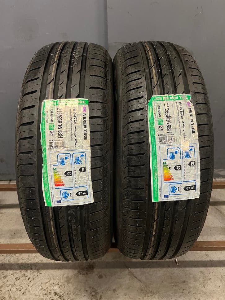 Nieuwe Nexen Nblue HD Plus banden, maat 215/65R16 98H, Auto-onderdelen, Banden en Velgen, 16 inch, Zomerbanden, 215 mm, Personenwagen