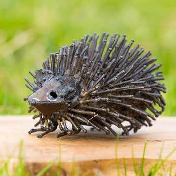 Beeld: Egel - mooievogels.nl, Antiek en Kunst, Kunst | Beelden en Houtsnijwerken, Weerbestendig, Ophalen of Verzenden, Zoogdier