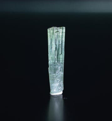 Specimen kristal toermalijn elbaït blauw neon Zeer zeldzaam