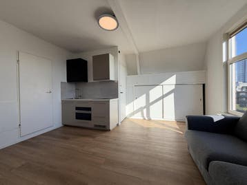 Te huur: Studio s-Gravendijkwal in Rotterdam, Rotterdam, Zuid-Holland