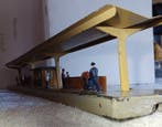 Märklin H0 - 423.1 - Modeltreingebouwen (1) - Spoorwegperron, Hobby en Vrije tijd, Modeltreinen | H0, Nieuw