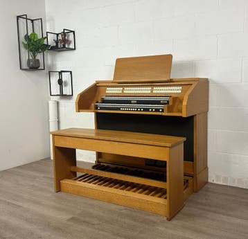 Eminent E 26, Muziek en Instrumenten, Orgels, Zo goed als nieuw, 2 klavieren, Orgel