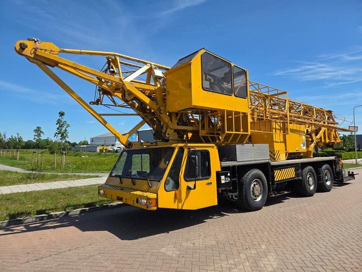 Torenkraan MTC - Peiner - Ginaf onderstel. 31 meter., Zakelijke goederen, Machines en Bouw | Kranen en Graafmachines, Hijswerktuig