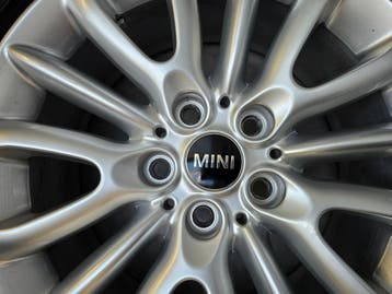 Mini Cooper / One / Clubman 17 inch Winterbanden 7mm 5x112, Auto-onderdelen, Banden en Velgen, Nieuw, 17 inch, Personenwagen