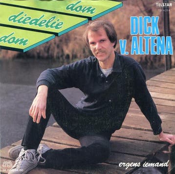 vinyl single 7 inch - Dick v. Altena - Dom Diedelie Dom, Verzenden, Zo goed als nieuw, 7 inch, Nederlandstalig