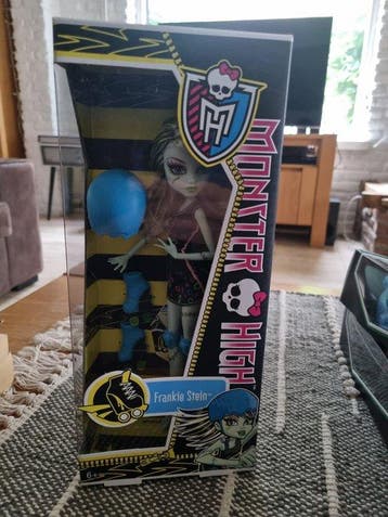 Mattel - Pop Frankie Stein - 2010-2020 - V.S.
