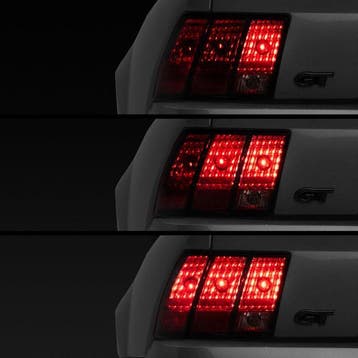 Raxiom 96-04 Ford Mustang Excluding 99-01 Cobra Sequential, Ophalen of Verzenden, Nieuw