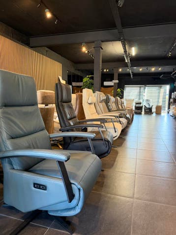 relaxfauteuil - sta op stoel 70% korting OUTLET zie foto´s, Verzenden, Nieuw, Overige materialen