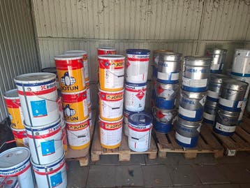 Antifouling zwart . Blauw .roodbruine en primers, Overige
