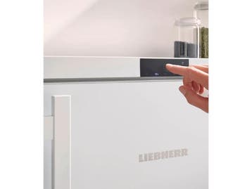 Liebherr FNE 1404 - Vrijstaande vrieskast - NoFrost 93 liter, Verzenden, Zo goed als nieuw