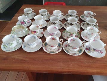Royal Doulton, Royal Albert - Tafelservies (20) - Porselein