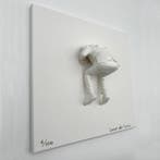 Coco de Paris - Behind the canvas