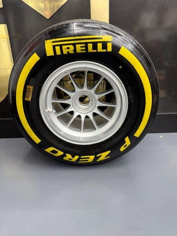 Wielmoer - Pirelli - Tire complete on wheel, Nieuw