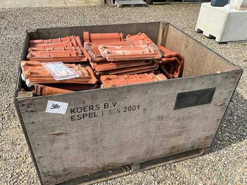 Lot dakpannen 120stuks Belfeld incl bak (Diverse), Verzenden, Nieuw