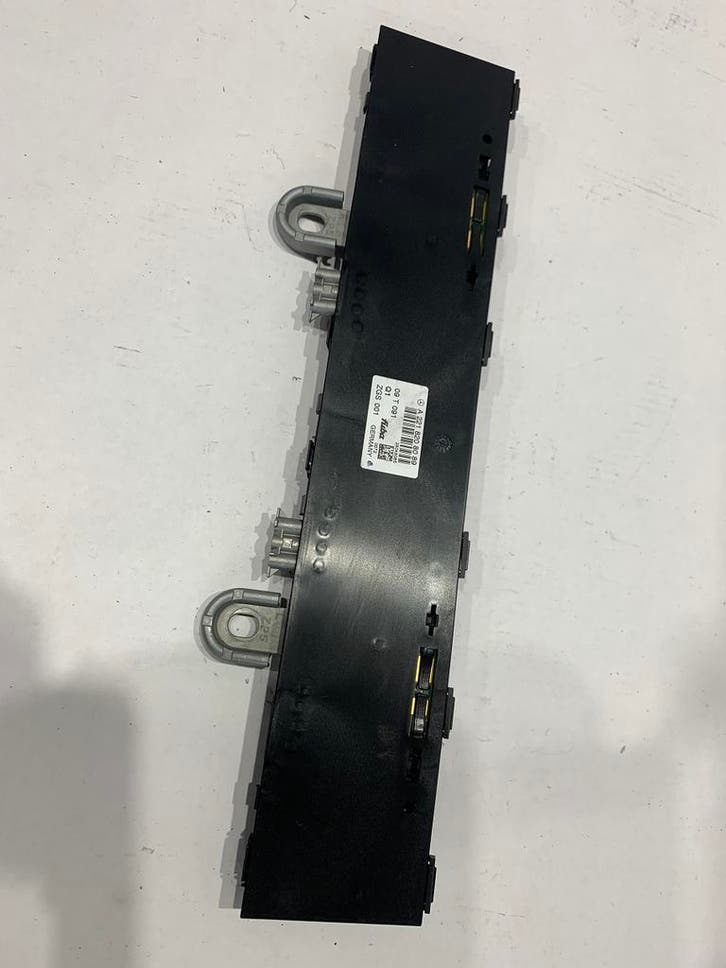 Mercedes W221 S400 antenne versterker A2218208089, Auto-onderdelen, Elektronica en Kabels, Gebruikt, Mercedes-Benz